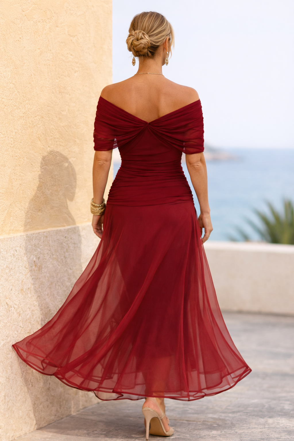 Robe longue élégante pour une fête avec un décolleté en cœur