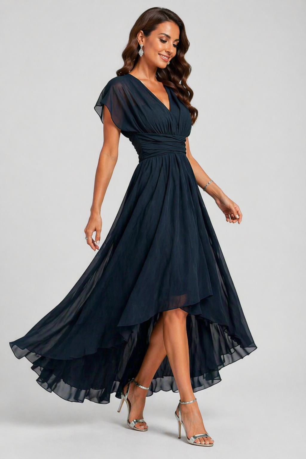 Julita – Robe de soirée fluide à décolleté en V