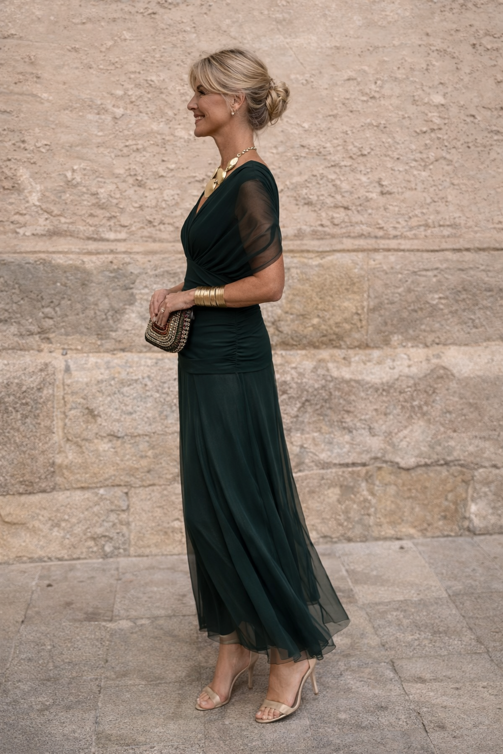 Robe longue élégante pour une fête avec un décolleté en cœur