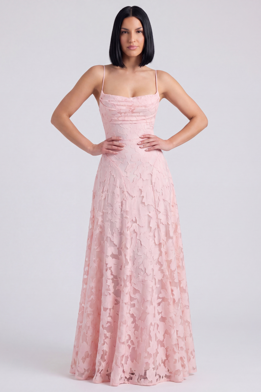 SOFIA | Robe longue élégante en dentelle