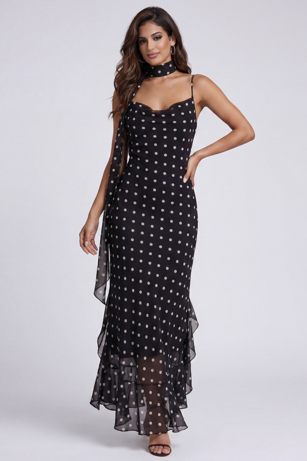 Alessia | Robe longue à pois noire