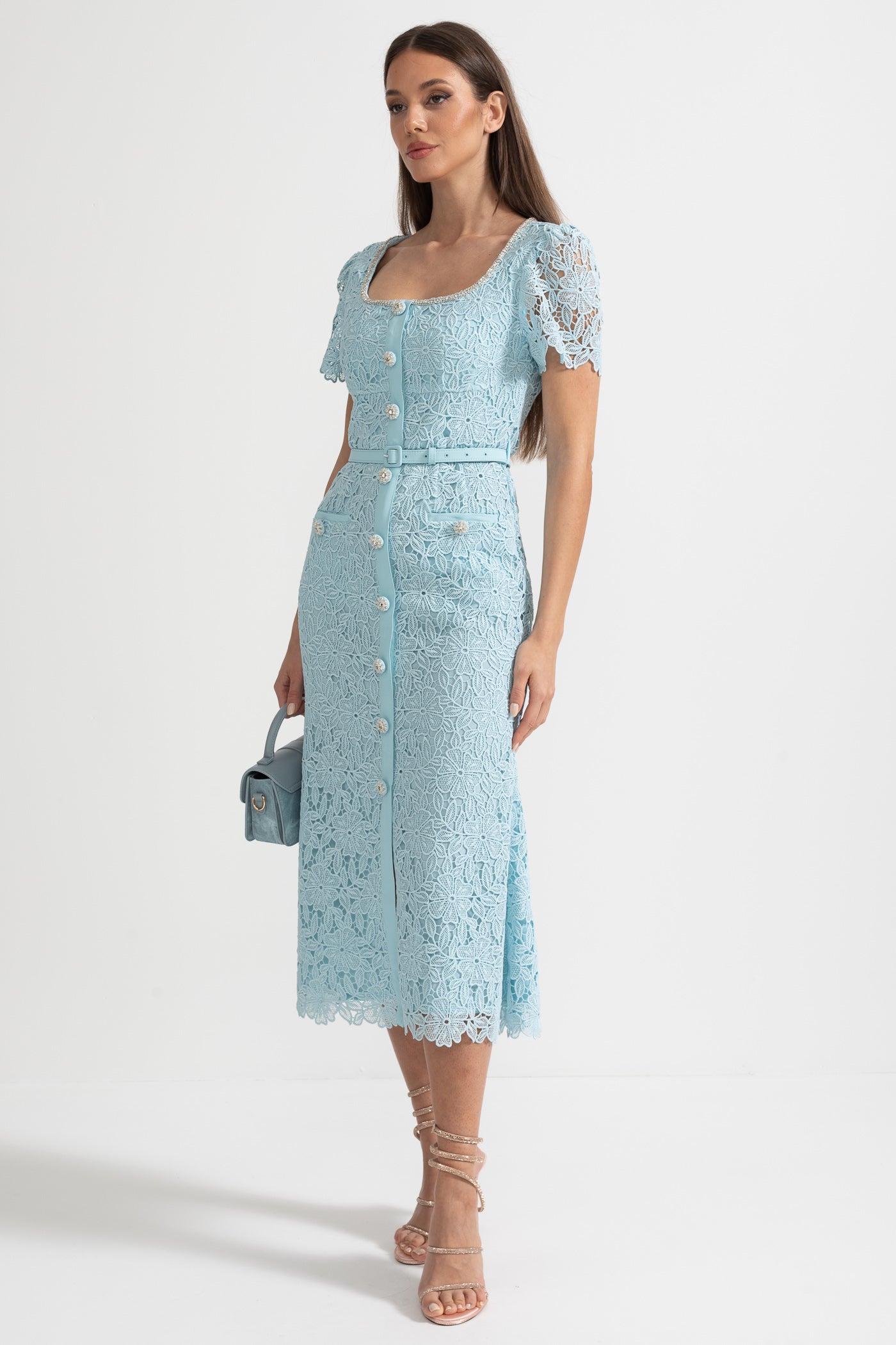 Azucena | Robe midi en dentelle bleu ciel