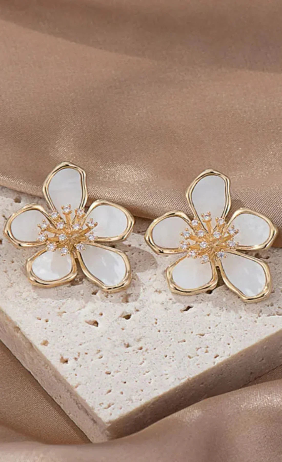 Boucles d'oreilles à fleur