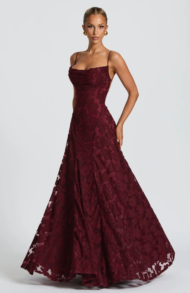 SOFIA | Robe longue élégante en dentelle