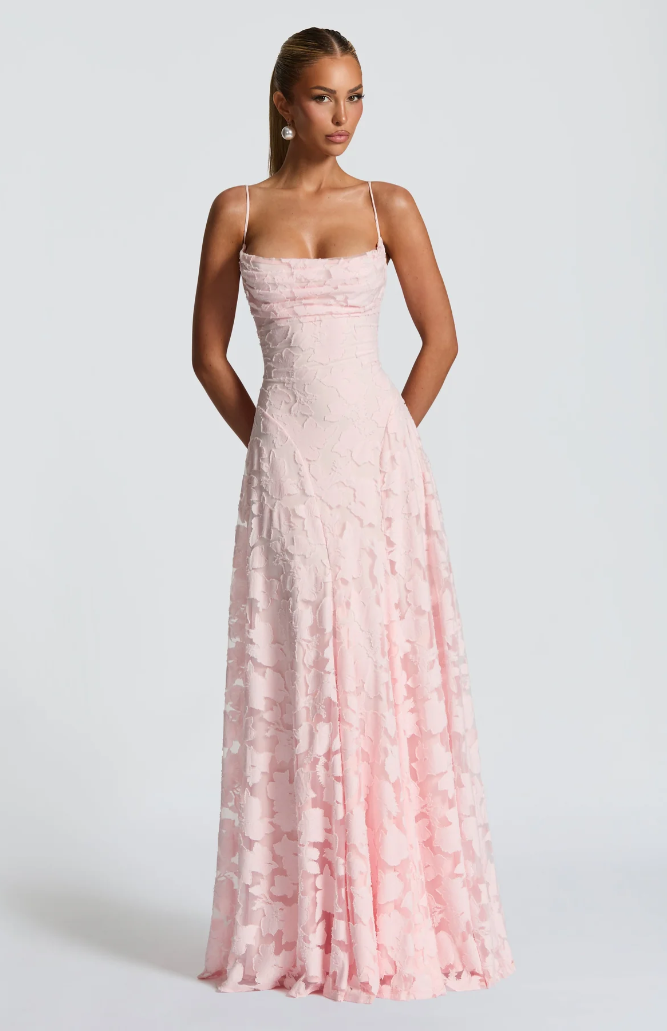 SOFIA | Robe longue élégante en dentelle