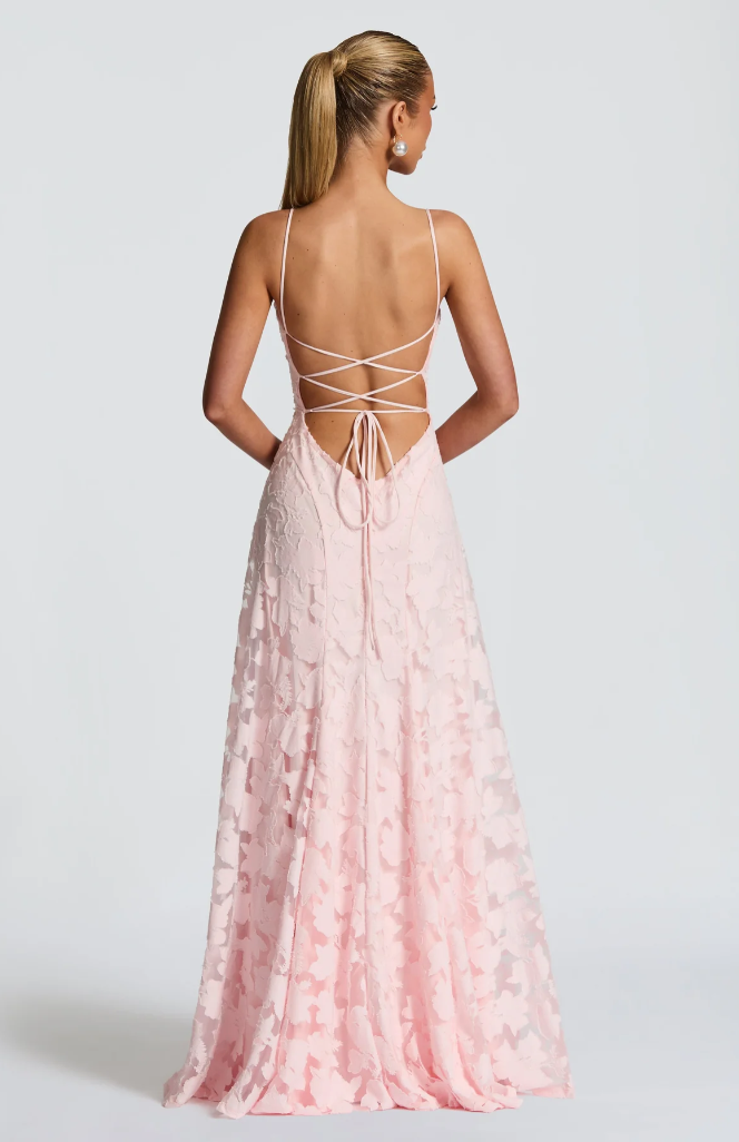 SOFIA | Robe longue élégante en dentelle