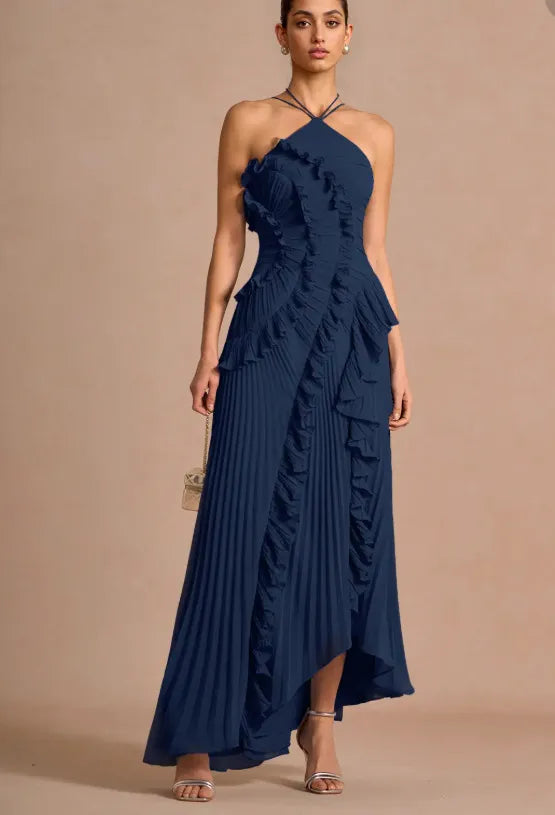 Robe longue de soirée élégante avec volants et col dos nu